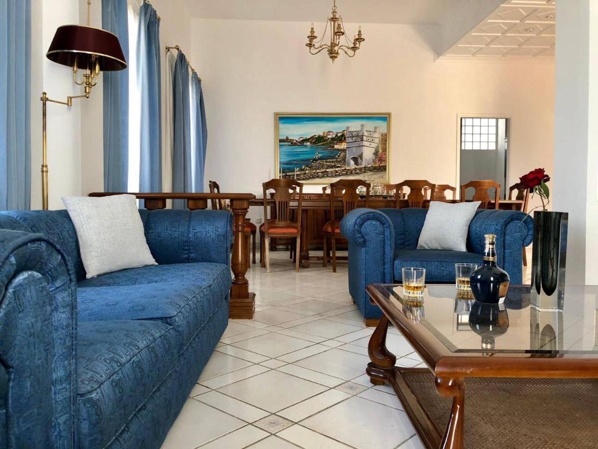 Livádhia Villa Andros Epoque מראה חיצוני תמונה