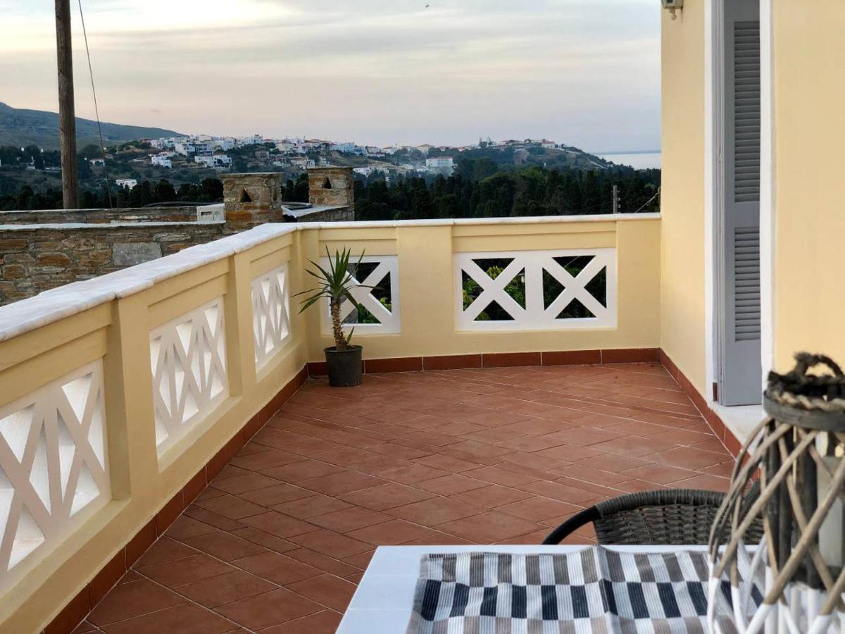 Livádhia Villa Andros Epoque מראה חיצוני תמונה