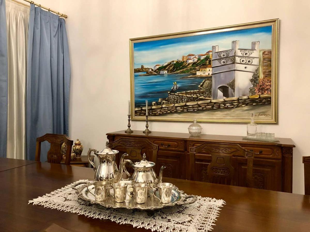 Livádhia Villa Andros Epoque מראה חיצוני תמונה