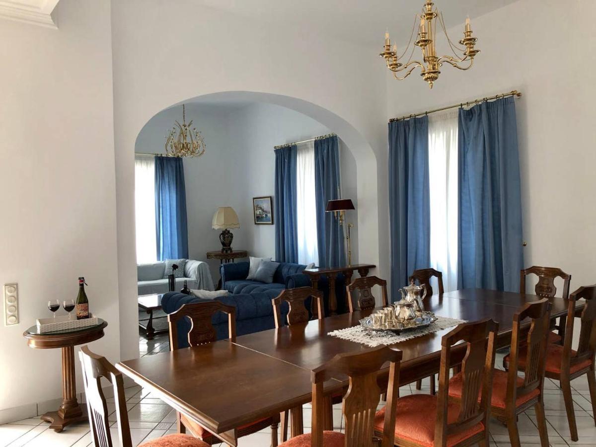 Livádhia Villa Andros Epoque מראה חיצוני תמונה