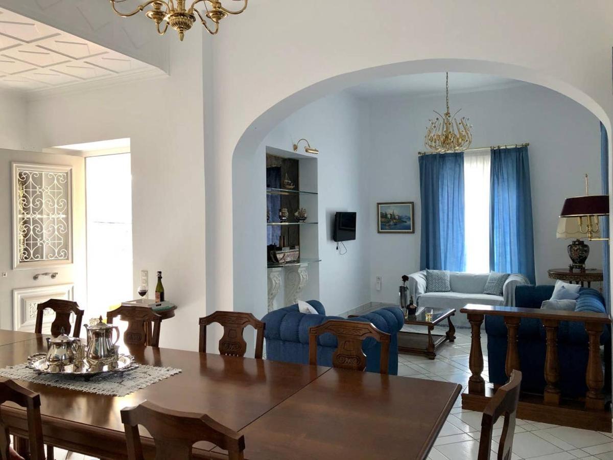 Livádhia Villa Andros Epoque מראה חיצוני תמונה